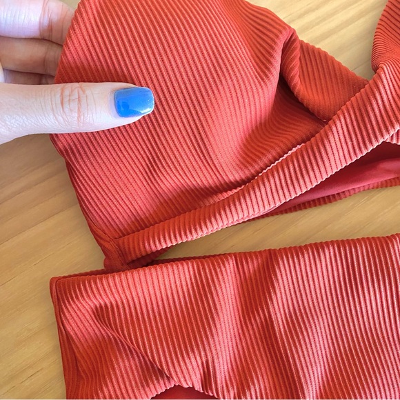 Lululemon Beach Boss Bikini Top and Beach Boss Low Rise Skimpy Bottom Cayenne - Picture 7 of 9